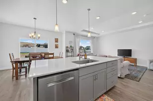 1266 E Blue Moon Dr N, Lake Point, UT 84074 - Photo 12