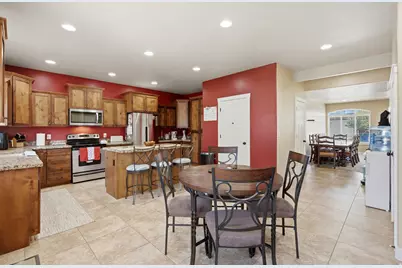 127 E River Bend Rd, Saratoga Springs, UT 84045 - Photo 18