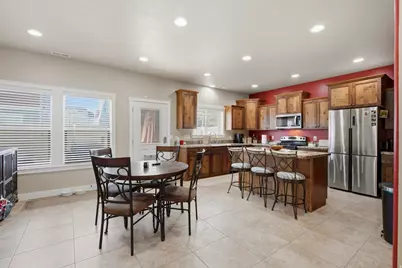 127 E River Bend Rd, Saratoga Springs, UT 84045 - Photo 10
