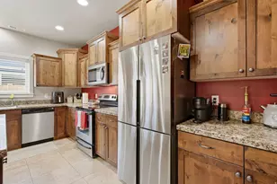 127 E River Bend Rd, Saratoga Springs, UT 84045 - Photo 18