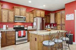 127 E River Bend Rd, Saratoga Springs, UT 84045 - Photo 22
