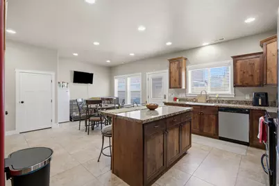 127 E River Bend Rd, Saratoga Springs, UT 84045 - Photo 14