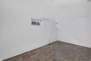 1960 E Meadow Dr, Cottonwood Heights, UT 84121 - Photo 26