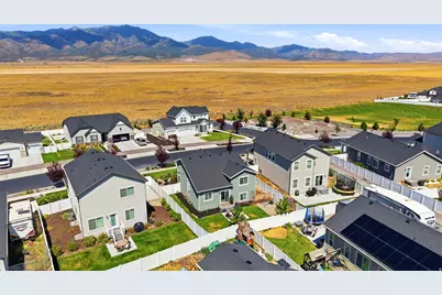 6152 N Sheps Ridge Rd E, Eagle Mountain, UT 84005 - Photo 10