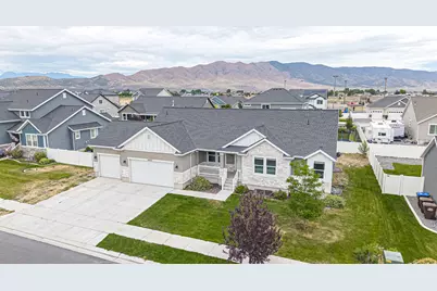 4602 N Kings Peak Way Way E, Eagle Mountain, UT 84005 - Photo 28