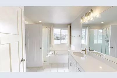 4602 N Kings Peak Way Way E, Eagle Mountain, UT 84005 - Photo 10
