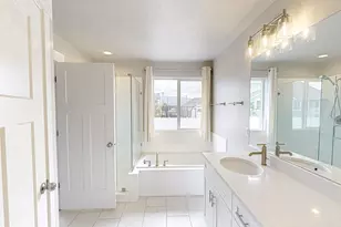 4602 N Kings Peak Way Way E, Eagle Mountain, UT 84005 - Photo 10