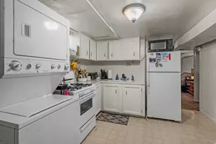 695 E 3950 N, Provo, UT 84604 - Photo 8
