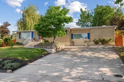 695 E 3950 N, Provo, UT 84604 - Photo 2