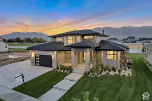 316 N Amber Ln, Layton, UT 84041 - Photo 2