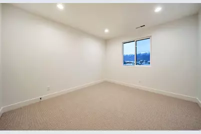 316 N Amber Ln, Layton, UT 84041 - Photo 26