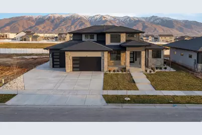 316 N Amber Ln, Layton, UT 84041 - Photo 2