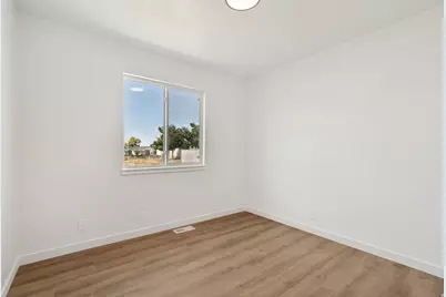 735 W 880 S, Tooele, UT 84074 - Photo 14