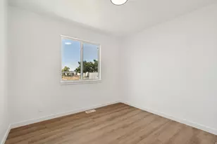 735 W 880 S, Tooele, UT 84074 - Photo 14