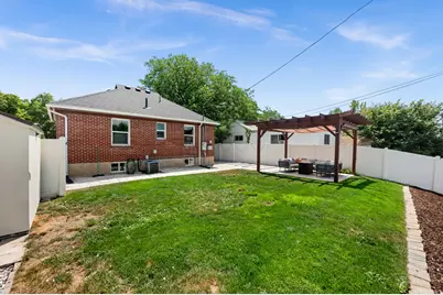 2892 S McClelland St E, Salt Lake City, UT 84106 - Photo 24
