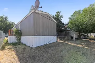 250 W 900 S, Tooele, UT 84074 - Photo 14