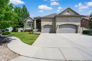 1653 E Crescent View Circle S, Sandy, UT 84092 - Photo 1