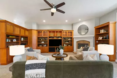 1653 E Crescent View Circle S, Sandy, UT 84092 - Photo 12