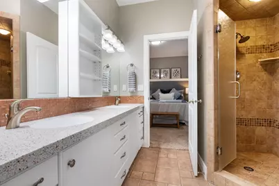 1653 E Crescent View Circle S, Sandy, UT 84092 - Photo 28