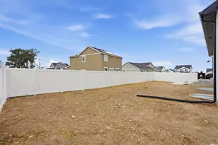 683 N Eastcrest Ave, Tooele, UT 84074 - Photo 22