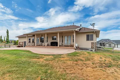 7296 N Ridge Rd, Lake Point, UT 84074 - Photo 6