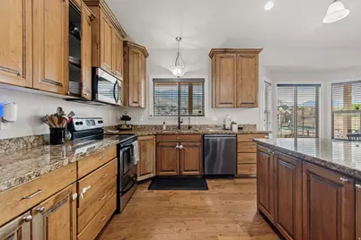 7296 N Ridge Rd, Lake Point, UT 84074 - Photo 12