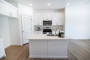 420 W 25 N, Providence, UT 84332 - Photo 4