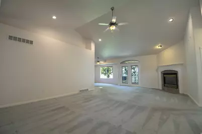 1170 W 2325 N, Layton, UT 84041 - Photo 4