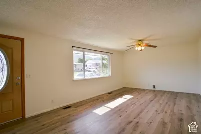 367 Overland Rd, Tooele, UT 84074 - Photo 6