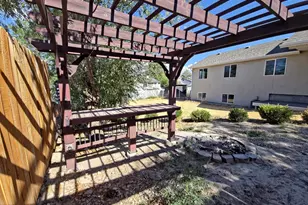 379 Utah Dr, Grantsville, UT 84029 - Photo 38