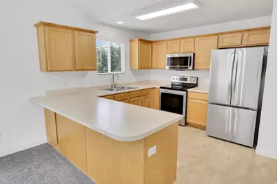 2049 N 700 W, West Bountiful, UT 84087 - Photo 10