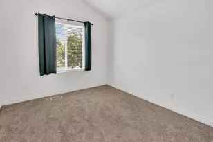2049 N 700 W, West Bountiful, UT 84087 - Photo 18