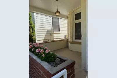 168 N G, Salt Lake City, UT 84103 - Photo 36