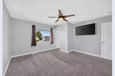 2432 W 1915 N, Clinton, UT 84015 - Photo 24