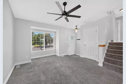 2432 W 1915 N, Clinton, UT 84015 - Photo 8