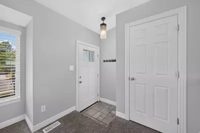 2432 W 1915 N, Clinton, UT 84015 - Photo 6