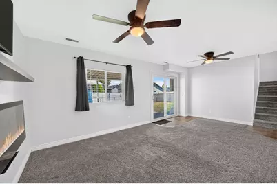 2432 W 1915 N, Clinton, UT 84015 - Photo 18