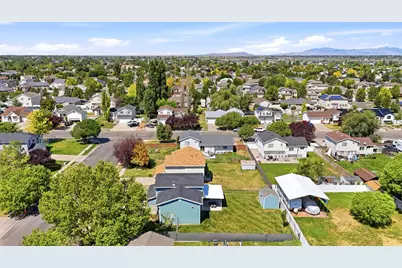 2432 W 1915 N, Clinton, UT 84015 - Photo 44