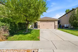 2065 E Jordan Way N, Eagle Mountain, UT 84005 - Photo 4