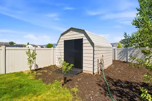 2065 E Jordan Way N, Eagle Mountain, UT 84005 - Photo 46