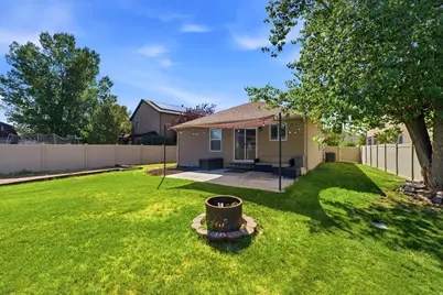 2065 E Jordan Way N, Eagle Mountain, UT 84005 - Photo 44