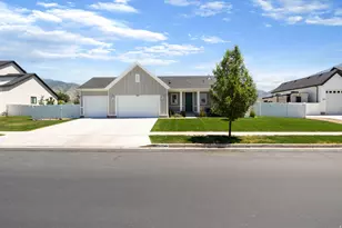335 S Grant St, Mapleton, UT 84664 - Photo 40