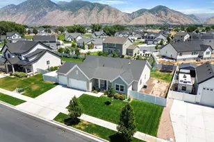 335 S Grant St, Mapleton, UT 84664 - Photo 42