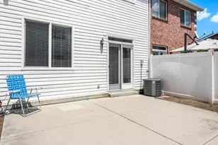 105 N Peregrine Ln W, Bountiful, UT 84010 - Photo 10