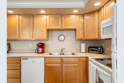 105 N Peregrine Ln W #19, Bountiful, UT 84010 - Photo 16