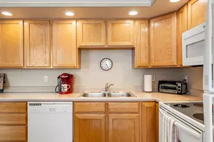105 N Peregrine Ln W, Bountiful, UT 84010 - Photo 16