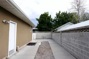 5939 S Noble Oaks Circle, Murray, UT 84123 - Photo 18