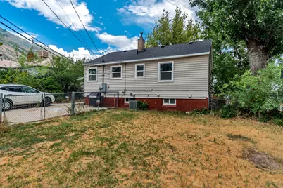 1065 E 420 St S, Provo, UT 84606 - Photo 20