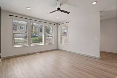 2138 N Chianti St W #301, Saratoga Springs, UT 84045 - Photo 8