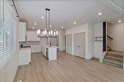 2138 N Chianti St W #301, Saratoga Springs, UT 84045 - Photo 2